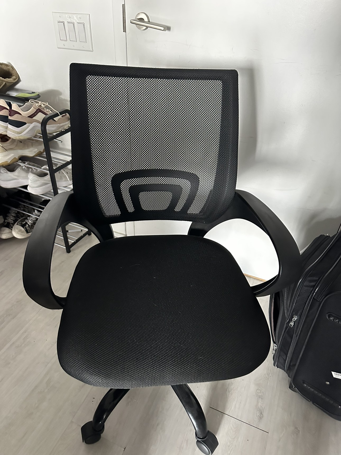 Office chair - photo 2