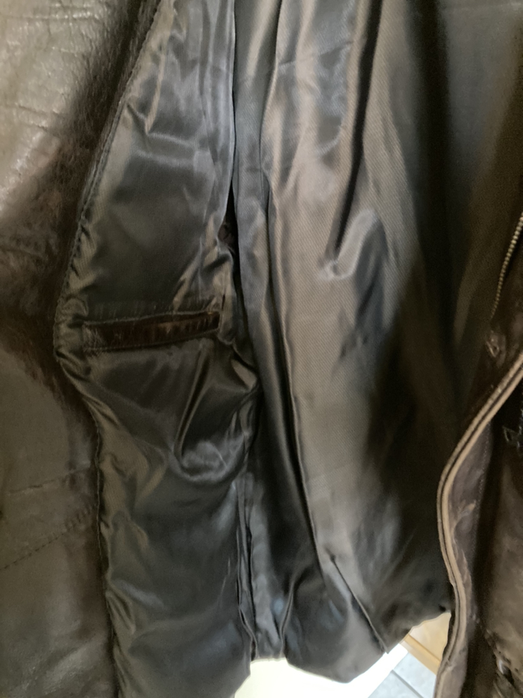 Danier brand dark brown Leather jacket image indicator(2)