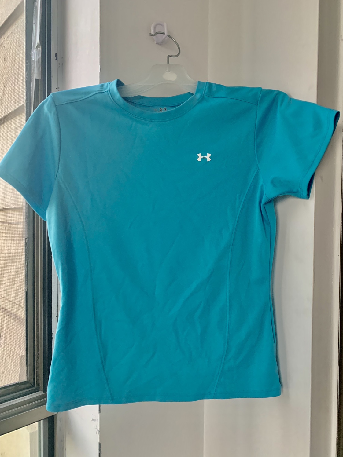 Under armour shirt image indicator(2)