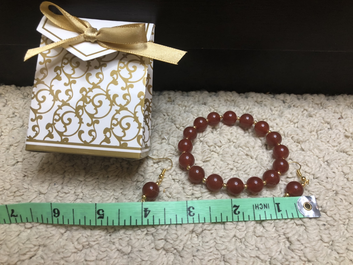 Hand made Red agate bracelet and earrings setbox image indicator(6)