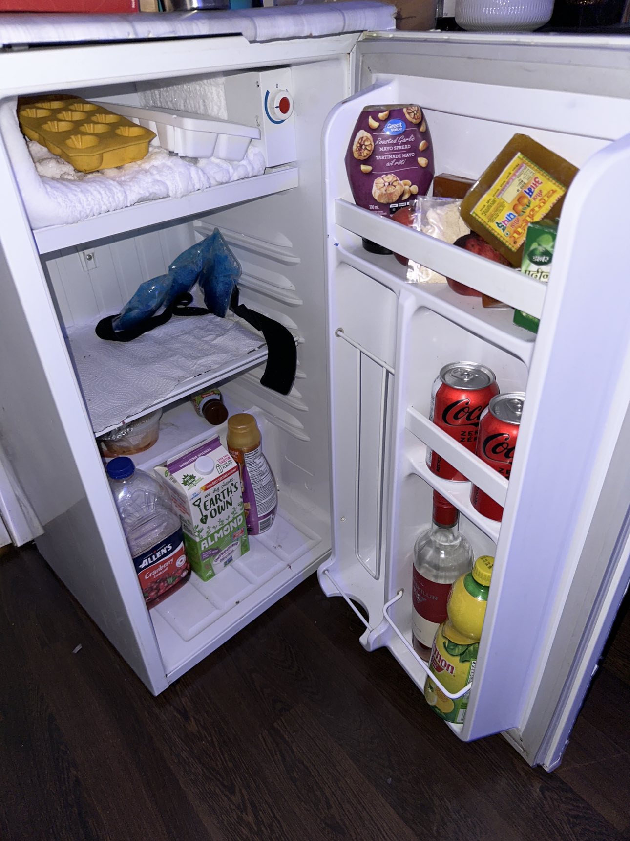 Mini fridge - photo 2