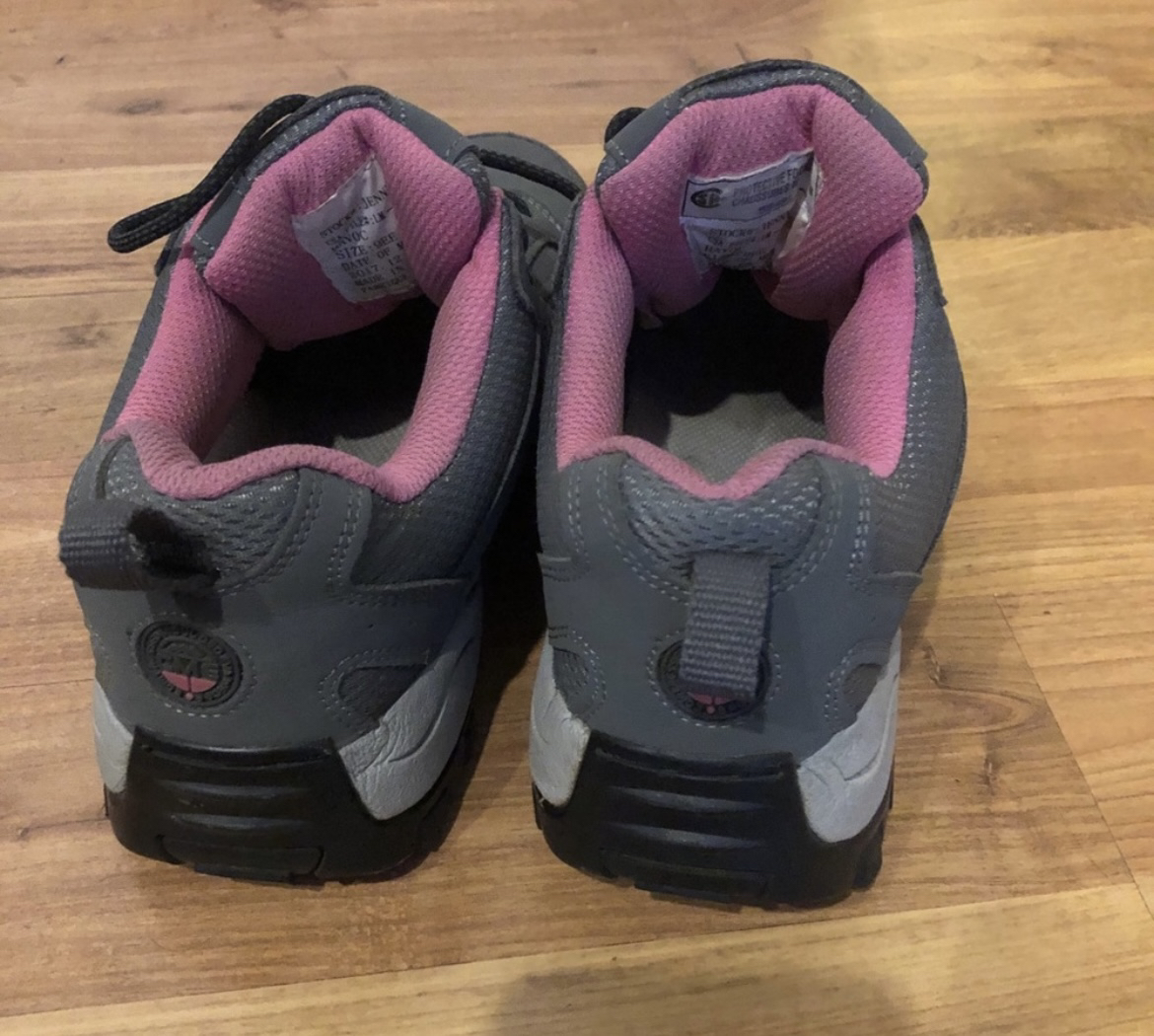 Pink Safety Shoes image indicator(3)