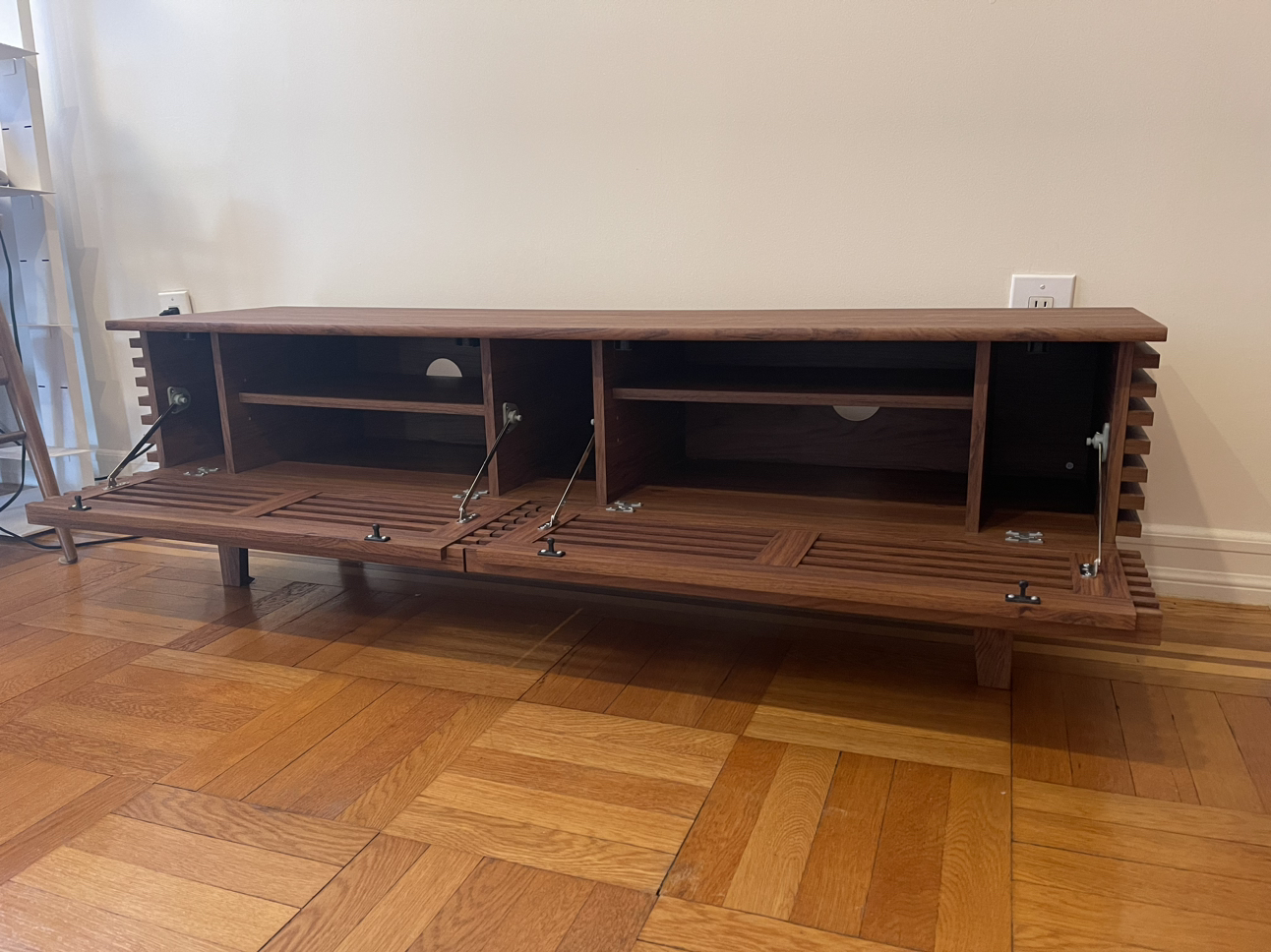 Mid century modern TV Stand - photo 2