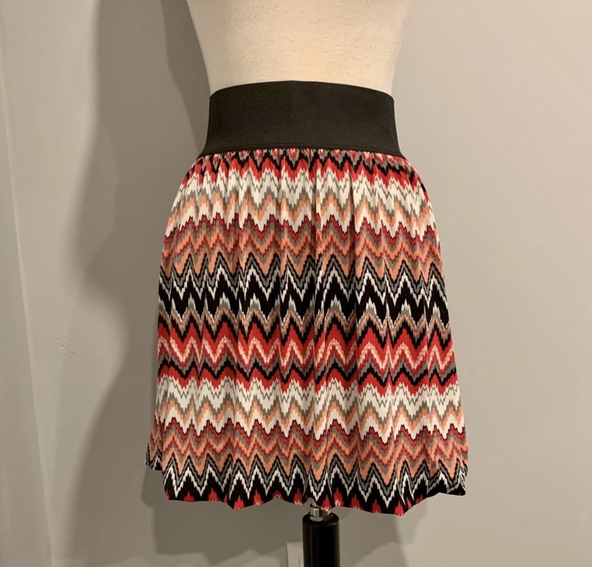 Chevron Bubble Skirt sz L