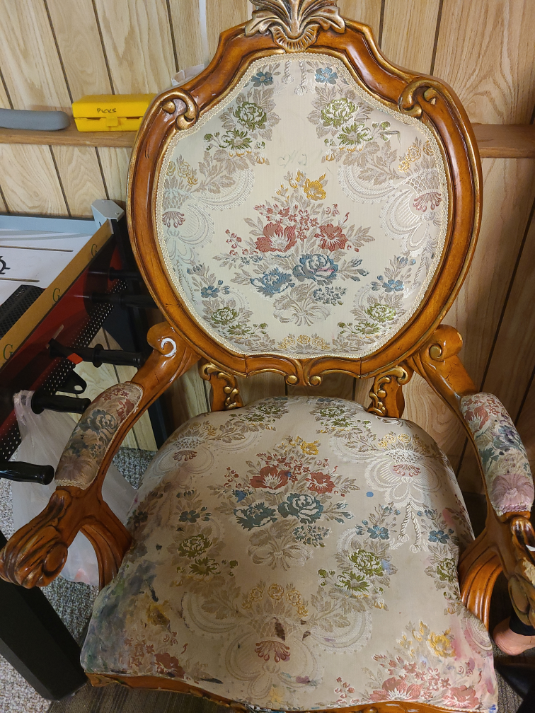 Chair - photo 2
