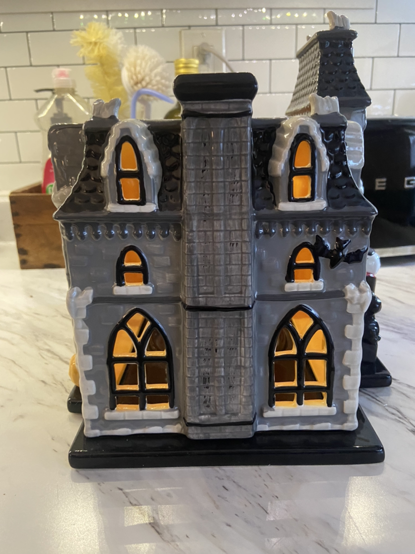 Bath and Bodyworks 2016 Halloween Haunted House 3 Wick Luminary - photo 3