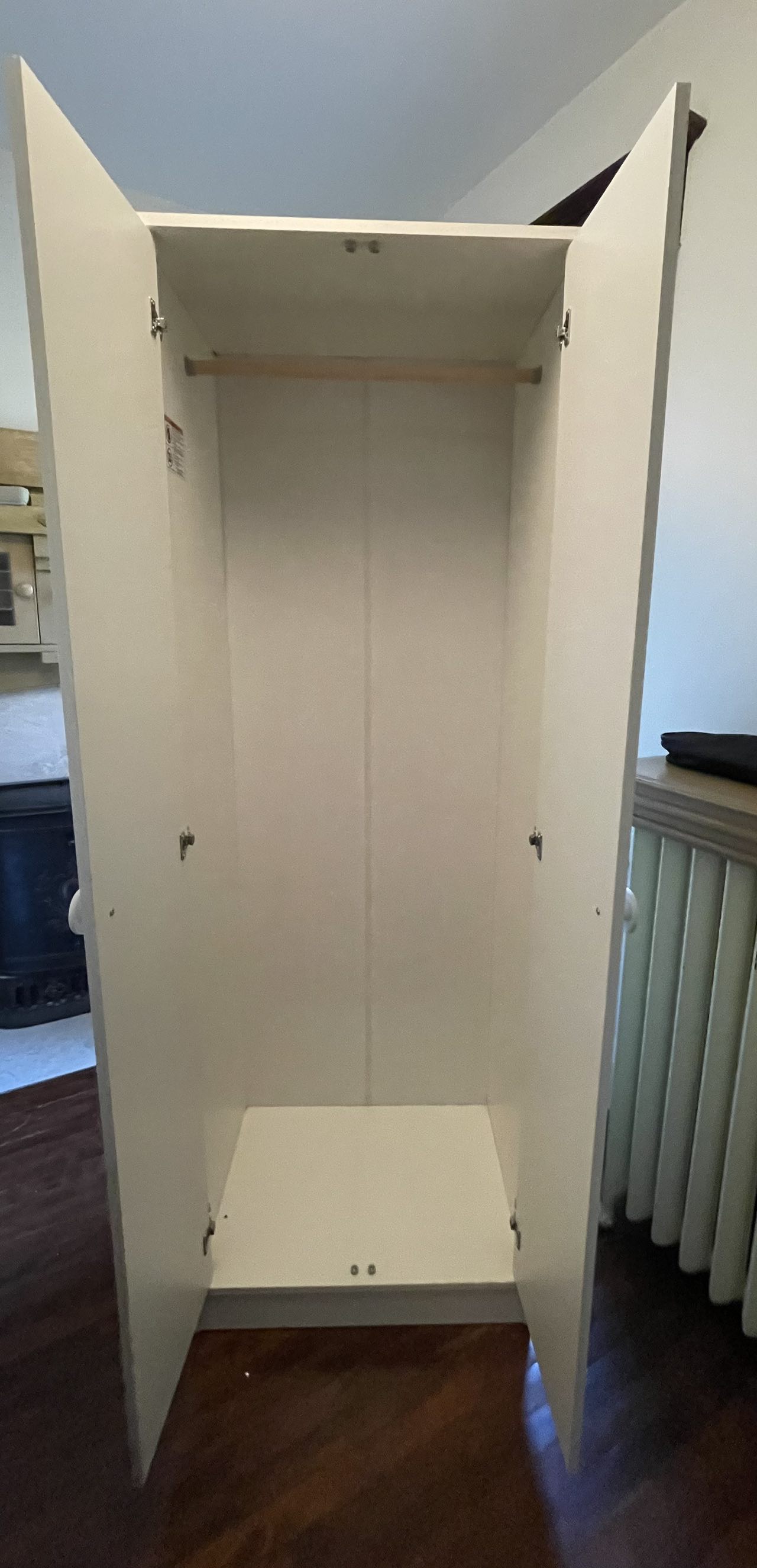 Wardrobe - photo 2