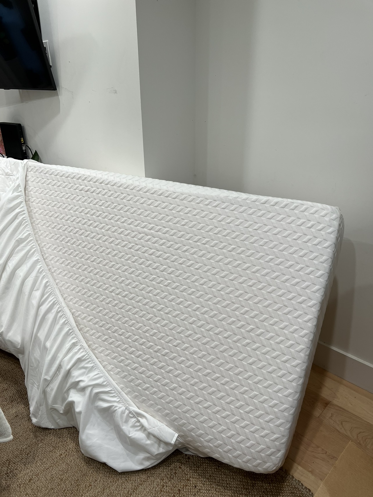 Like New: Lucid twin guest mattress, under 2 years old. - photo 2