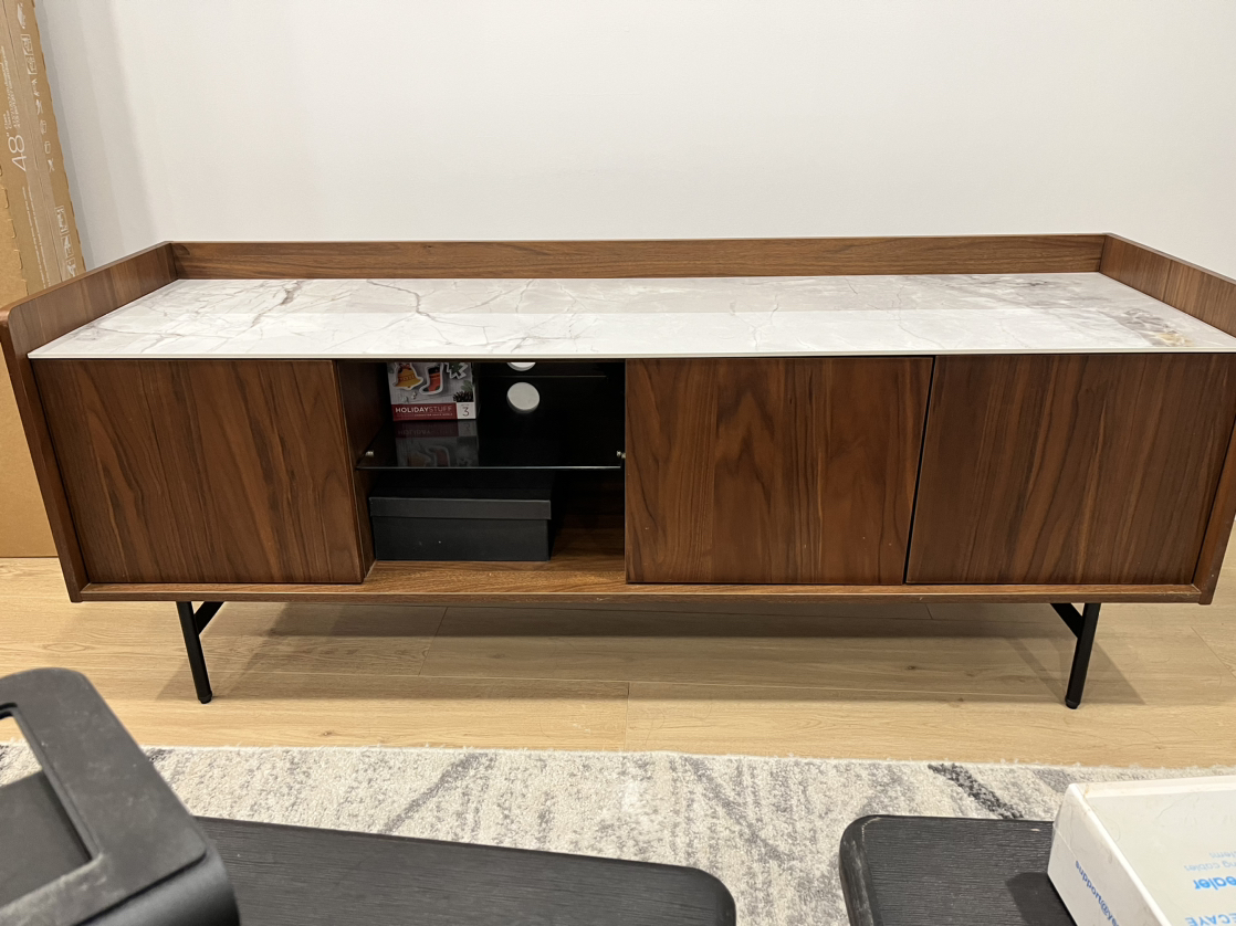 Structube Mika Media Unit image indicator(6)