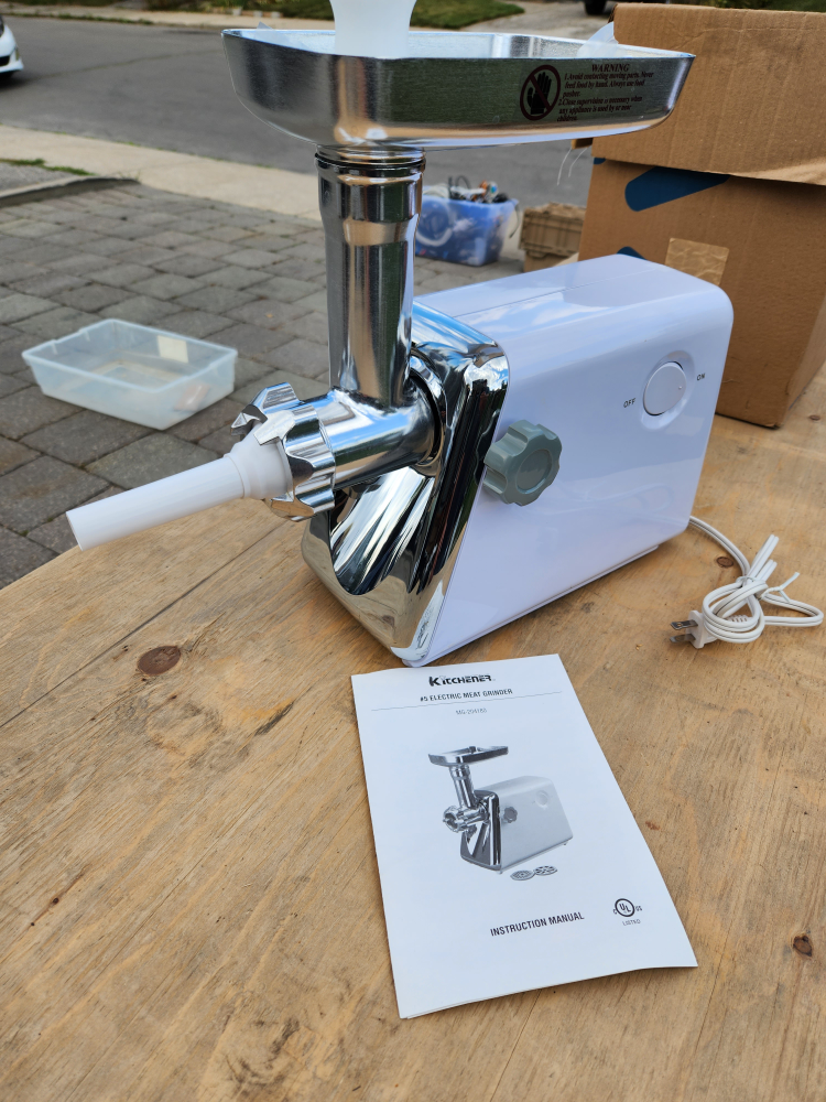 ELECTRIC MEAT GRINDER / SAUSAGE MAKER - photo 2