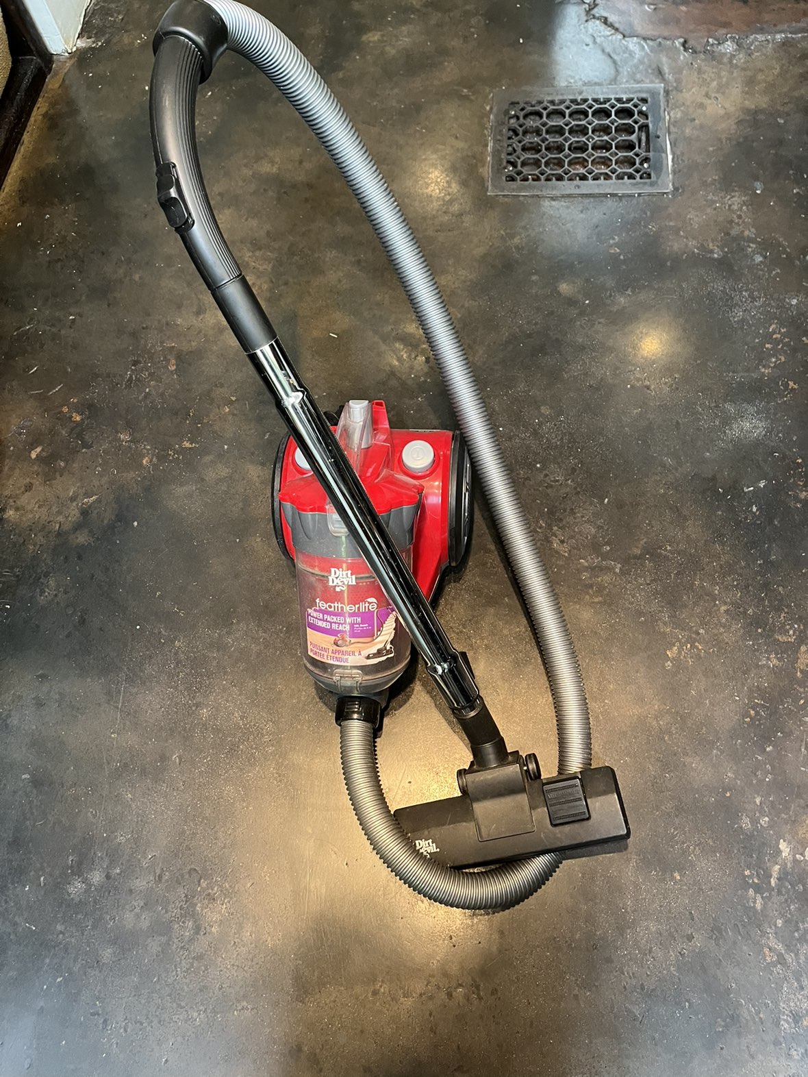 dirt devil vacuum