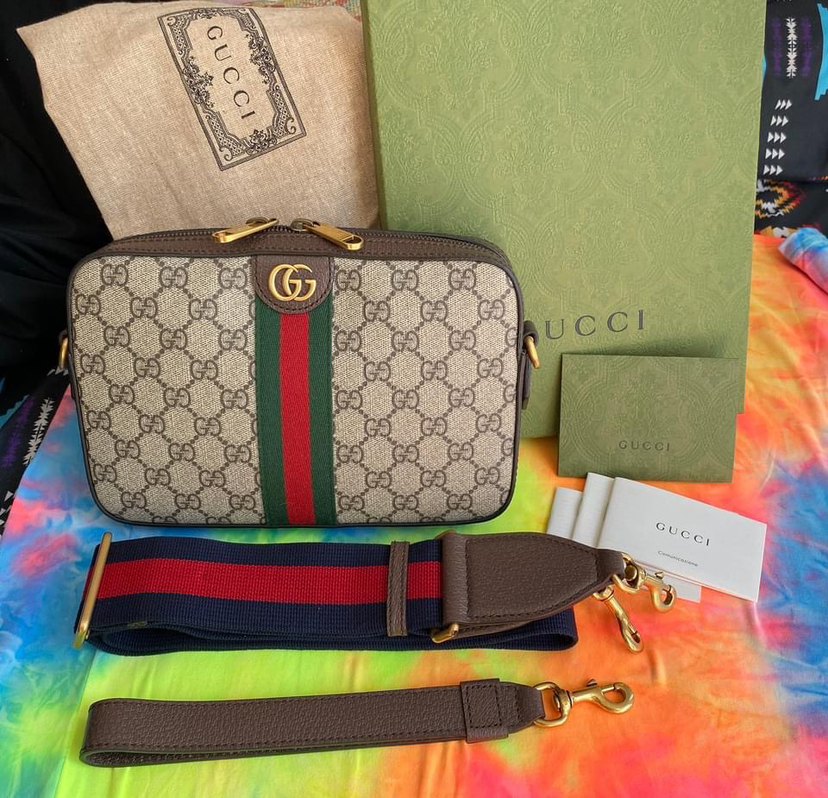 Gucci GG Shoulder Bag image indicator(5)