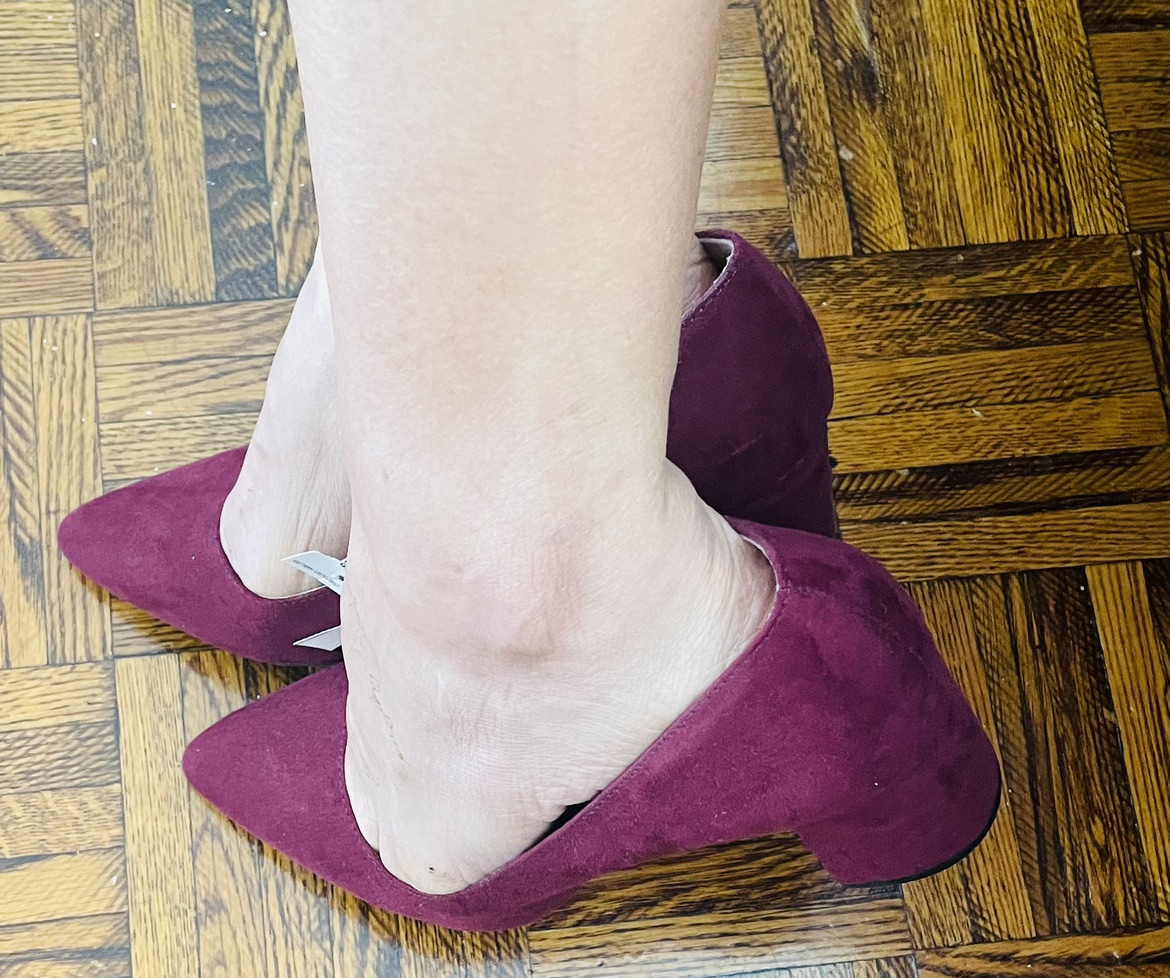 MAROON HEELS thumbnail