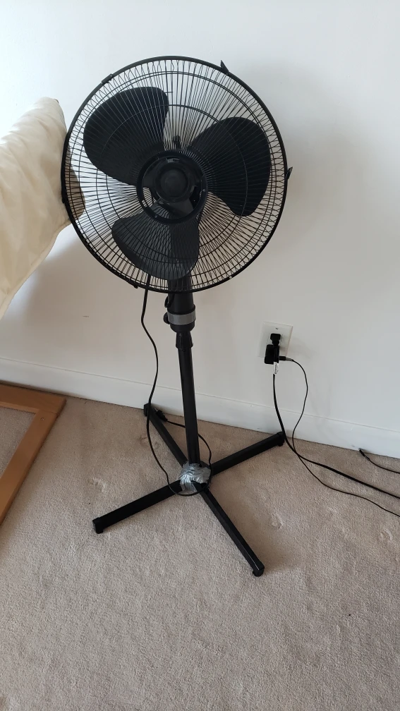 Free Floor Fan thumbnail