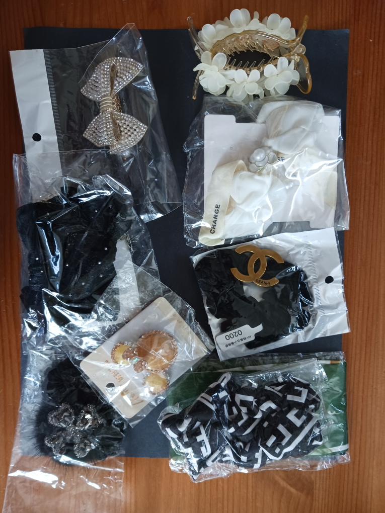 5$for all jewelry and head wear thumbnail