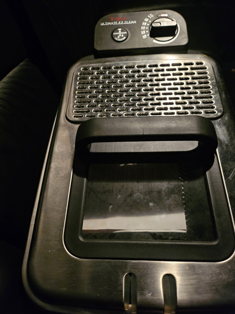 T-fal Ultimate EZ Clean Deep Fryer image indicator(10)