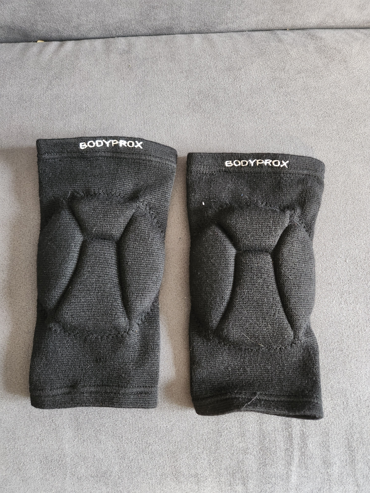 knee pads