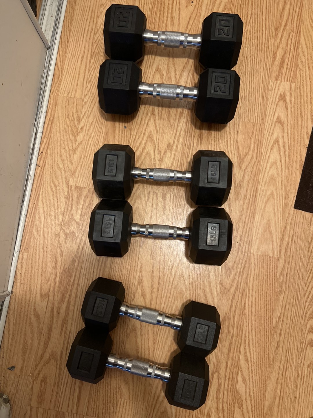 DUMBBELLS FOR SALE 10LBS 15LBS 20LBS thumbnail