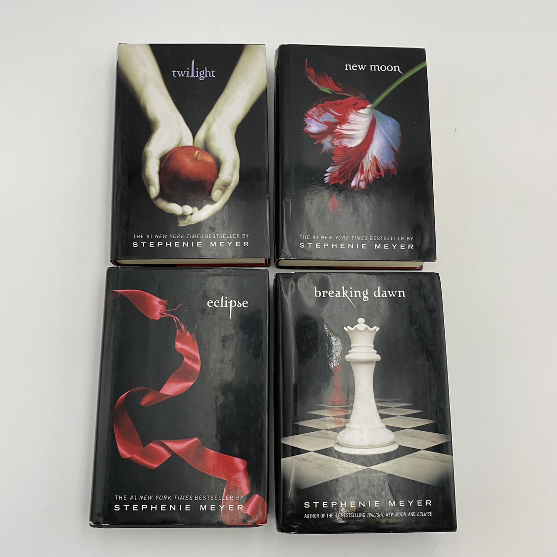 The Twilight Saga Collection 4 Book Box Set Hardcover - photo 2