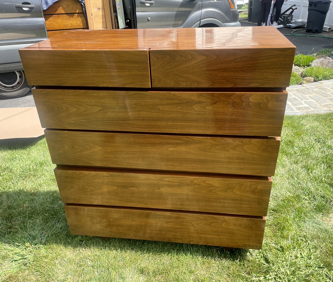 Mid-Century Modern American of Martinsville Highboy Dresser - photo 4