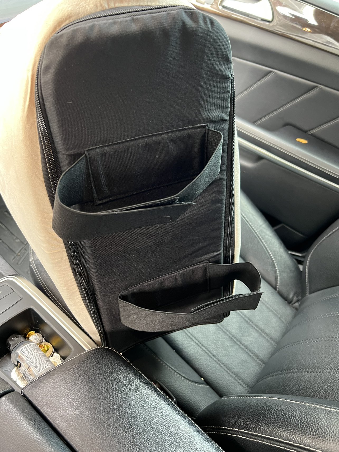 Car console dog seat image indicator(3)