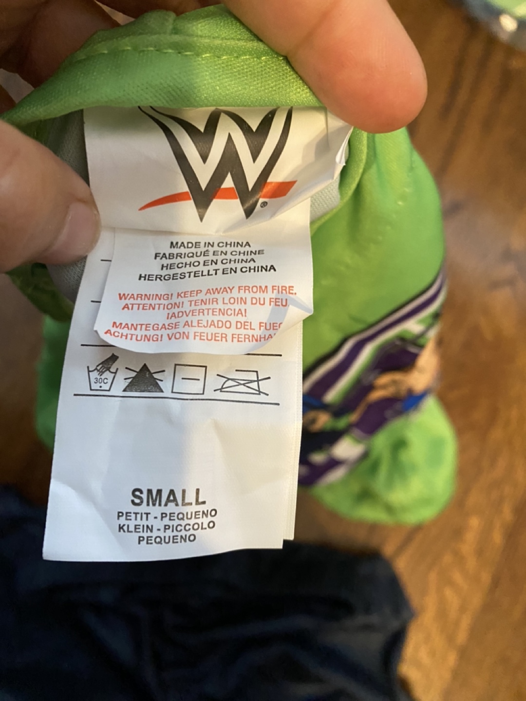 *NEW* WWE Costume kids image indicator(3)