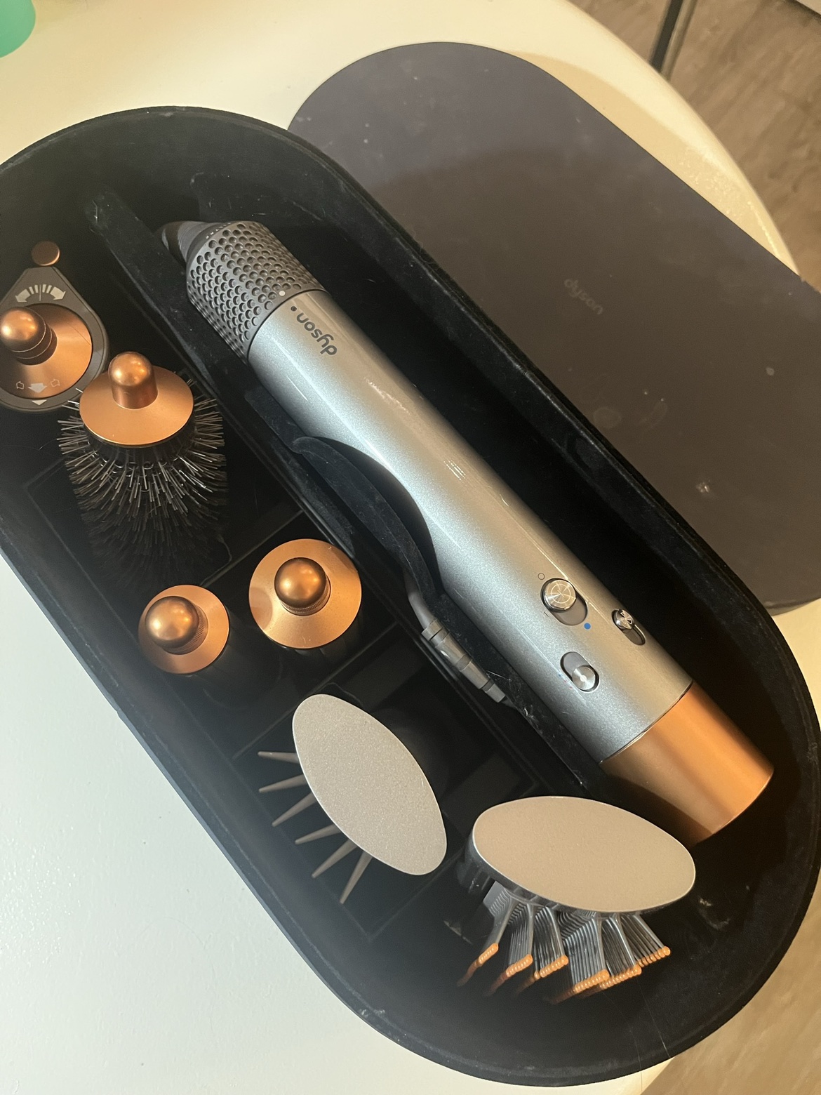 Dyson air wrap - photo 2