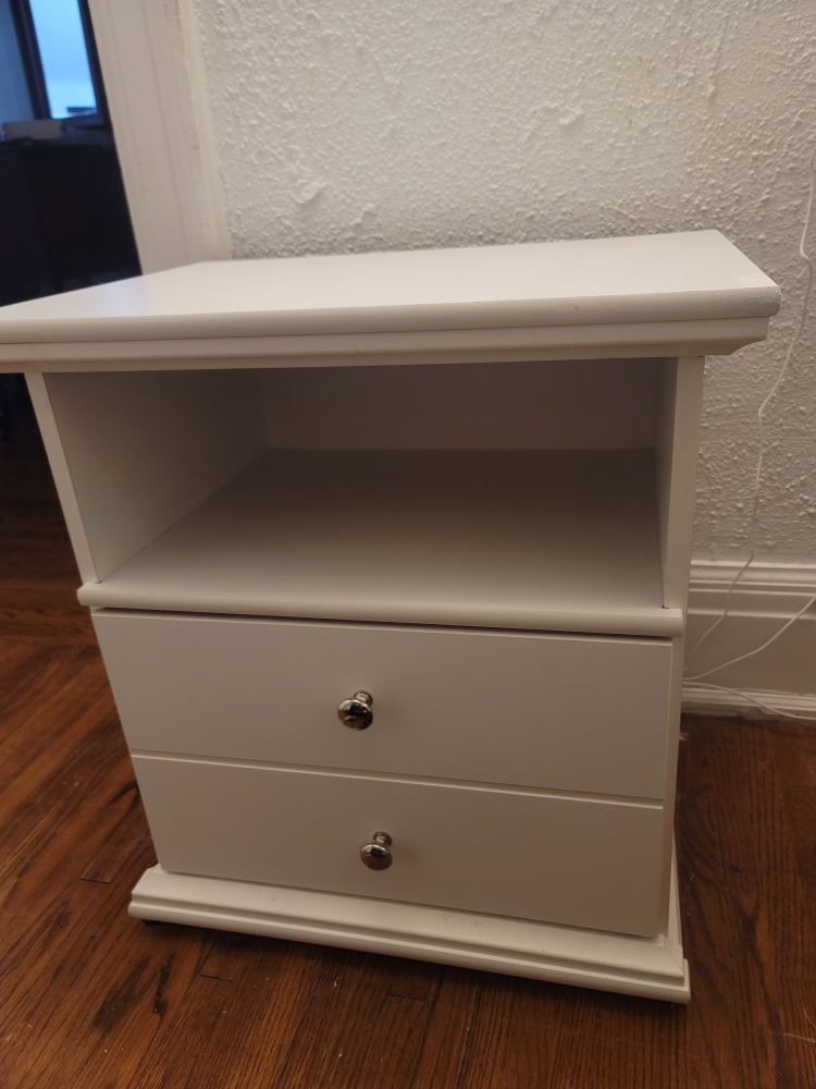 white dresser (bed table)