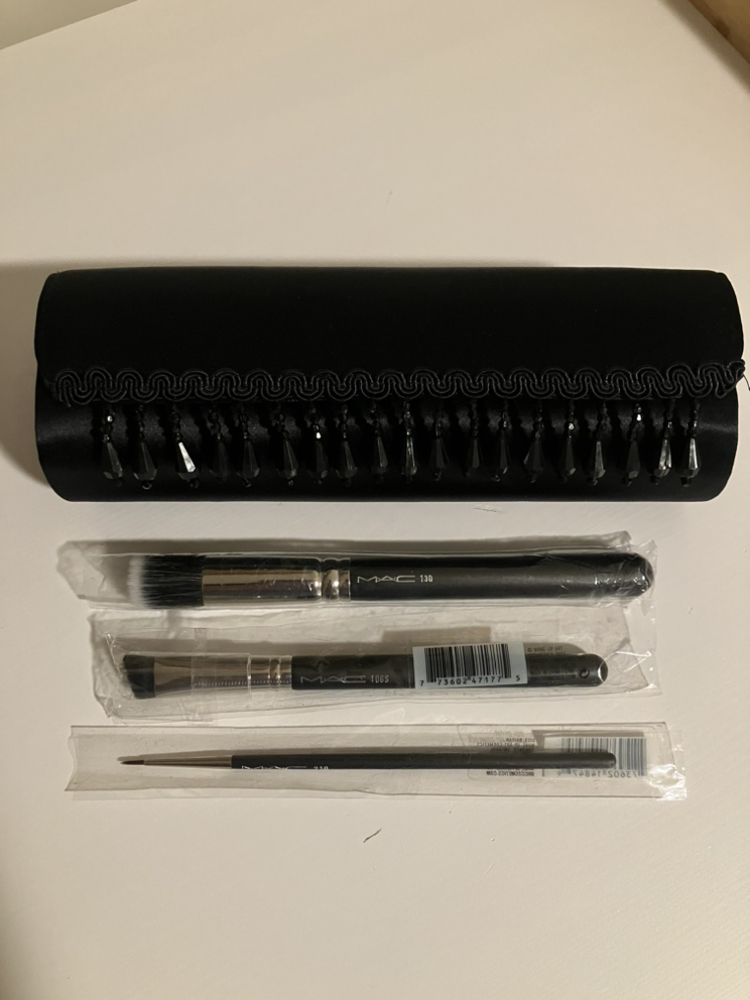 MAC cosmetics make up brushes/case