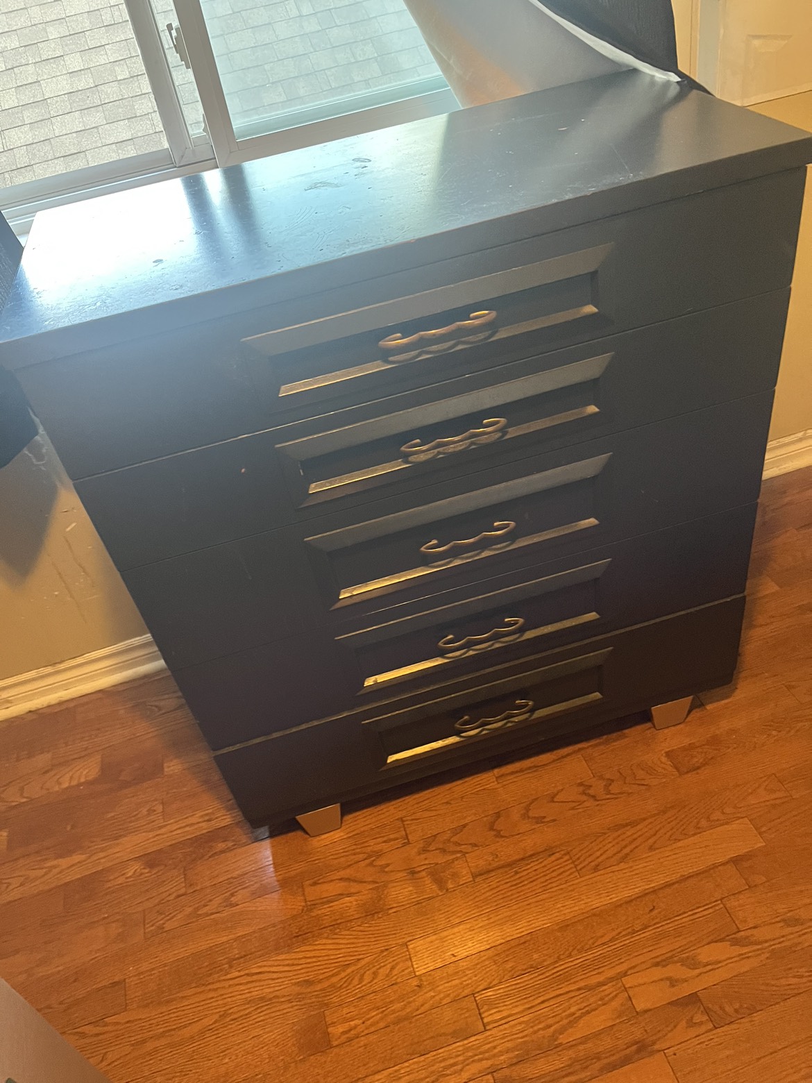 Dresser thumbnail