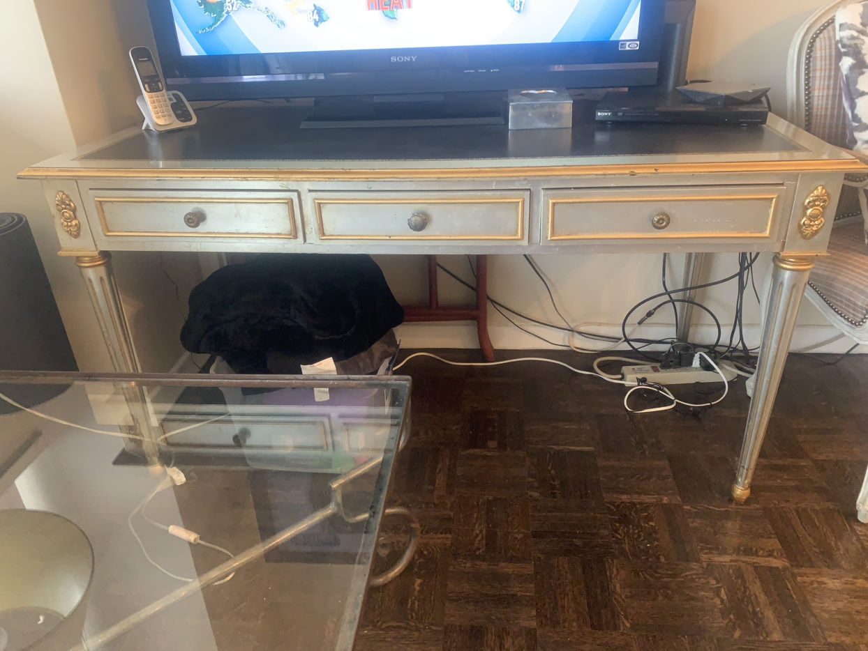 Design table:desk