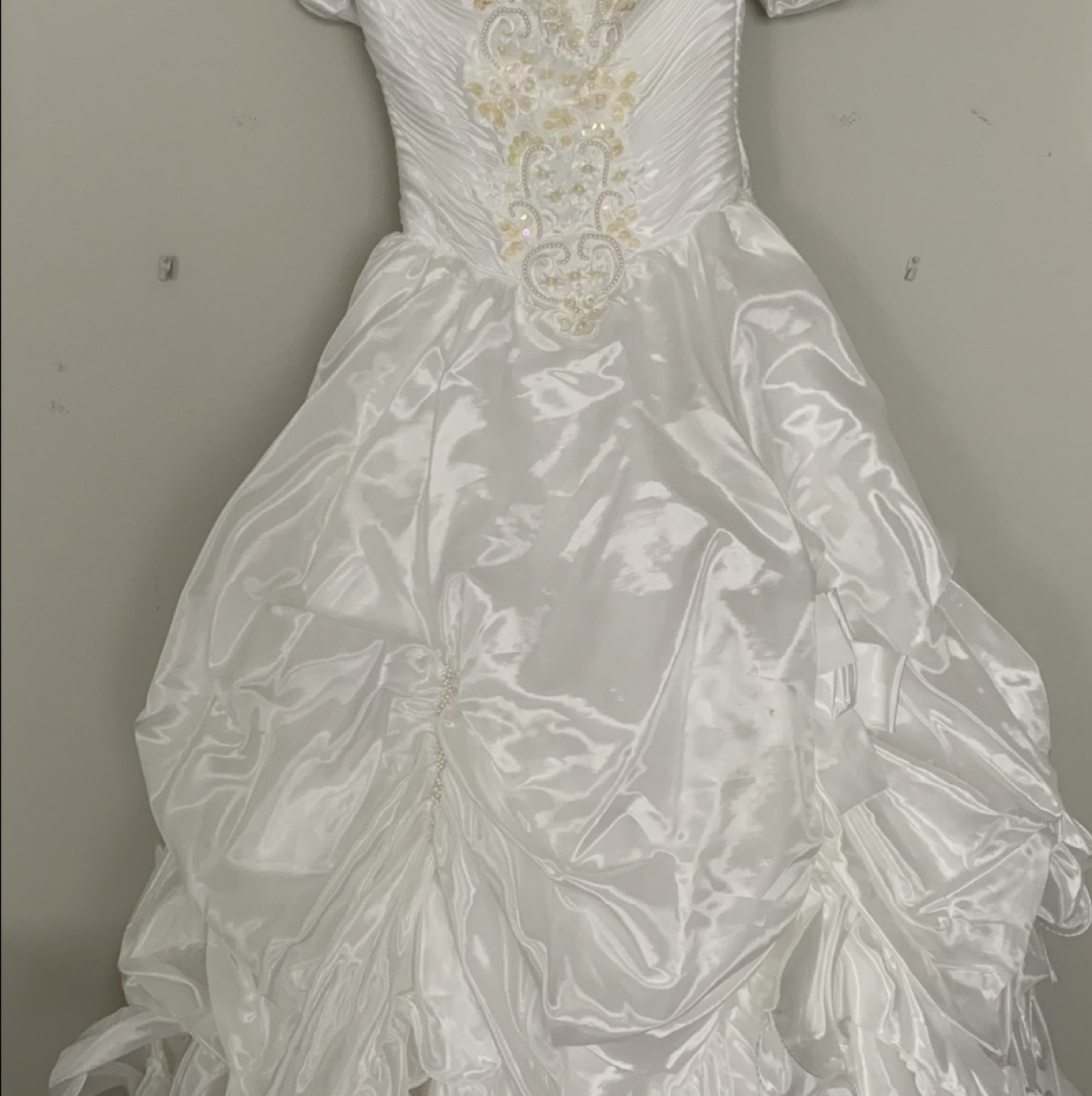 Size 2-4 Organza Wedding dress- Vintage image indicator(3)