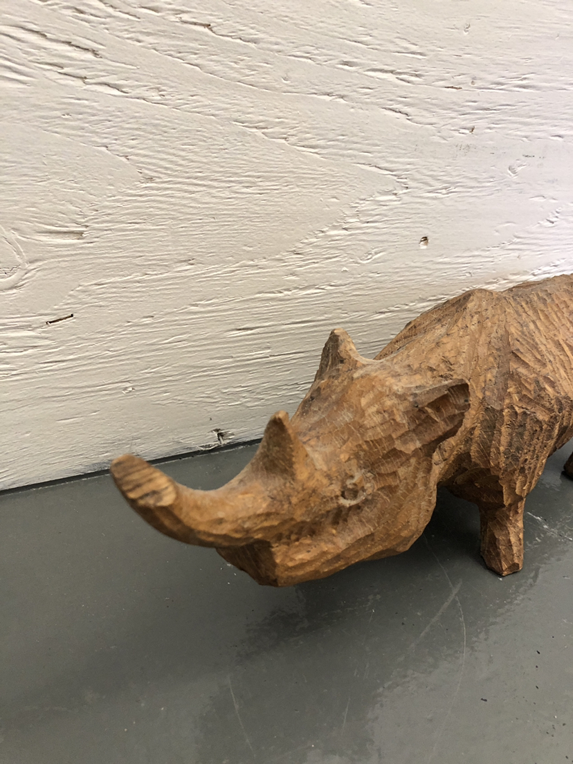 Wood rhino carving - photo 2