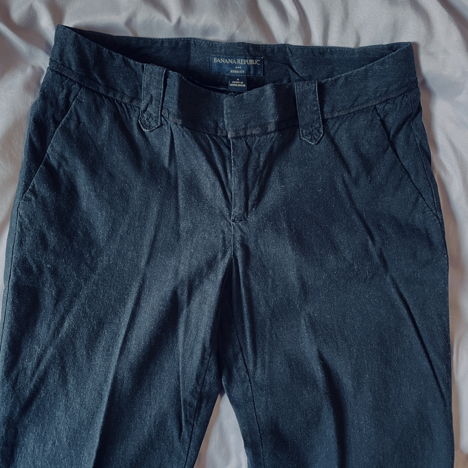 Banana Republic bootcut flare pants Sz 4 image indicator(2)