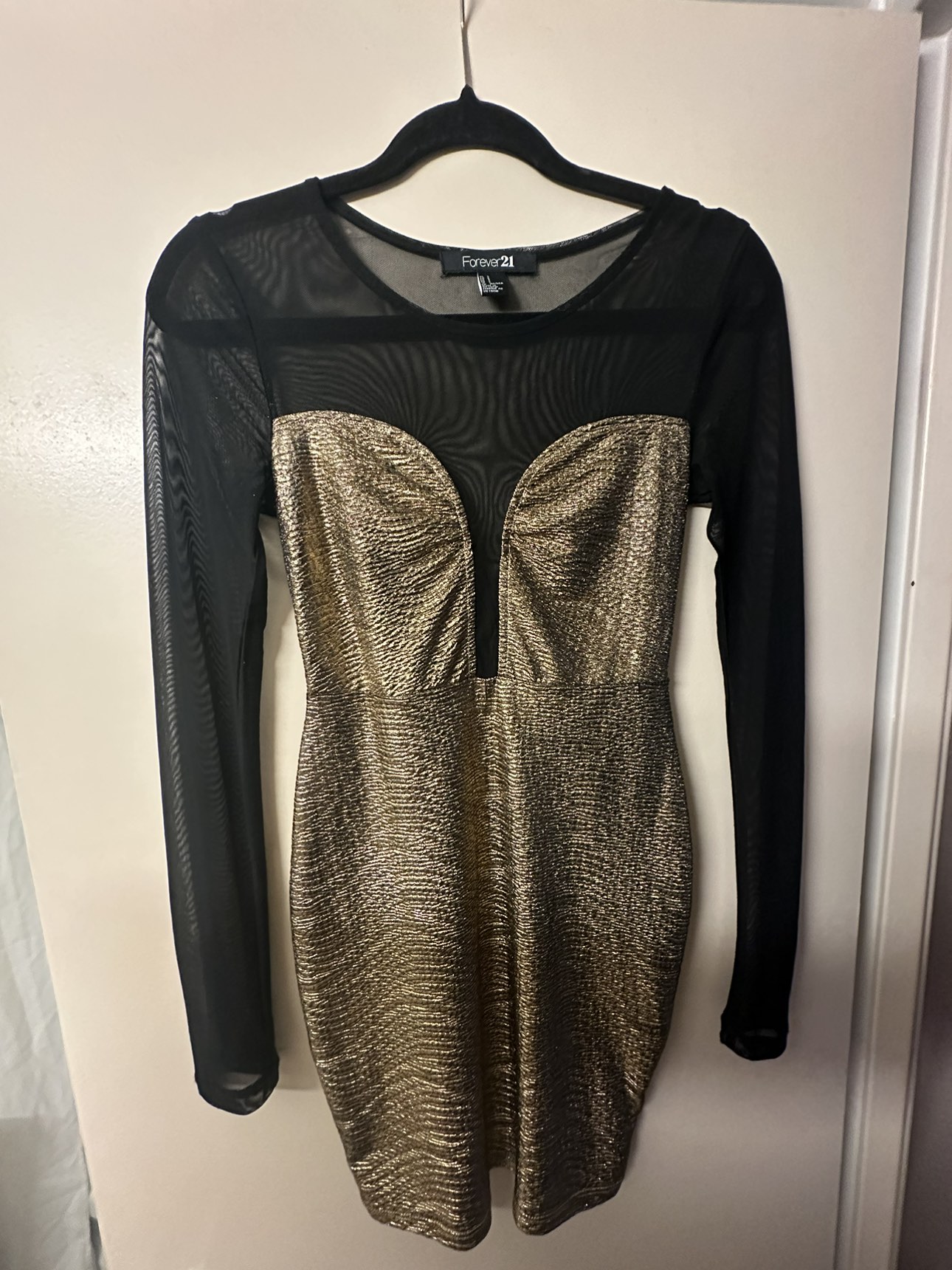 Free Pretty gold dress with mesh sleeves for Christmas Party image indicator(3)