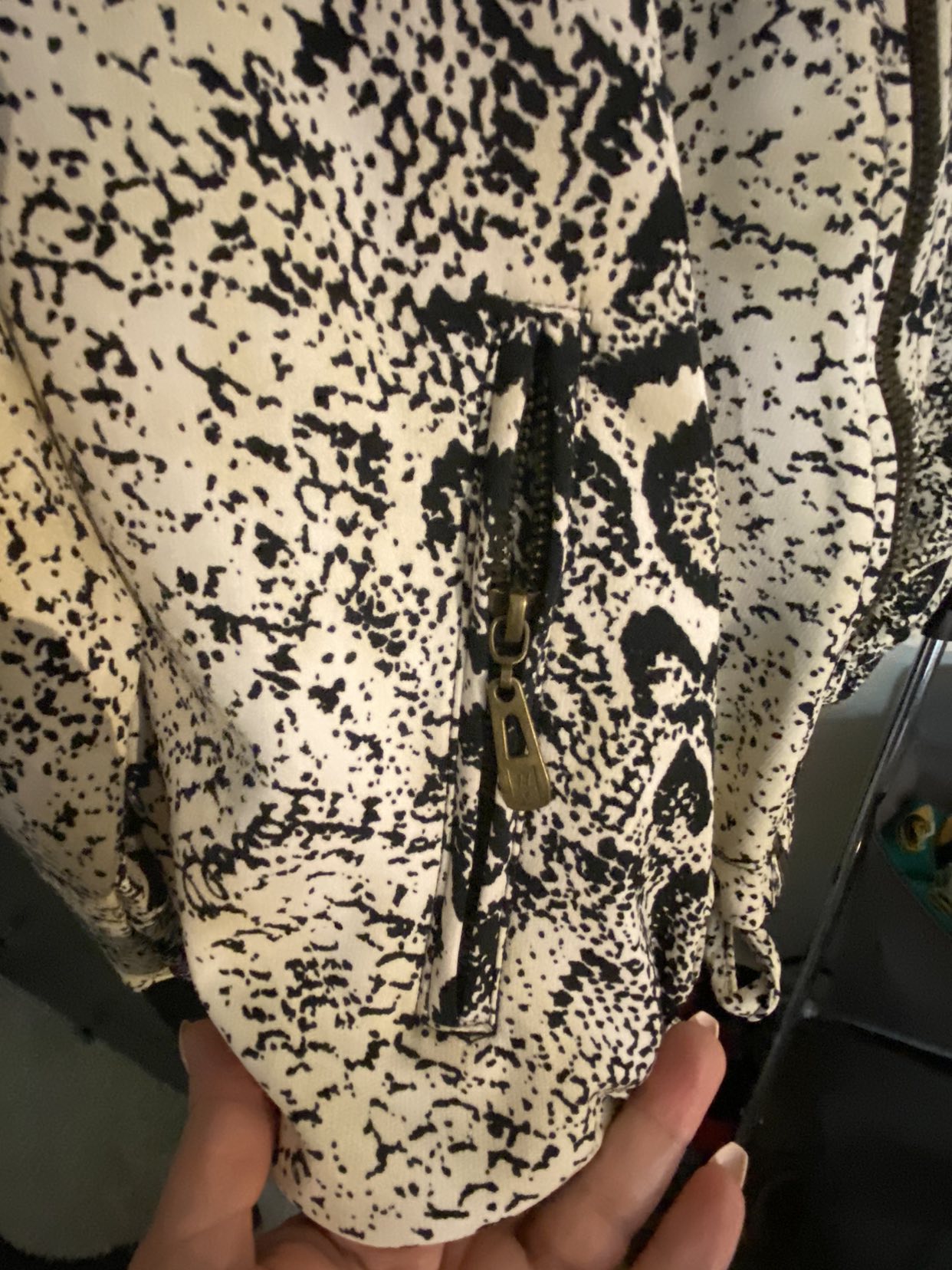 Women’s tops leopard print - photo 2