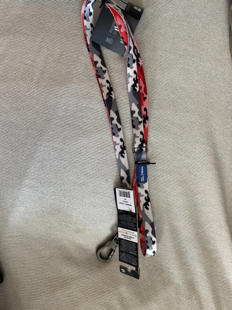 Brand new with tags Whoof concept leash   (size  Med image indicator(2)