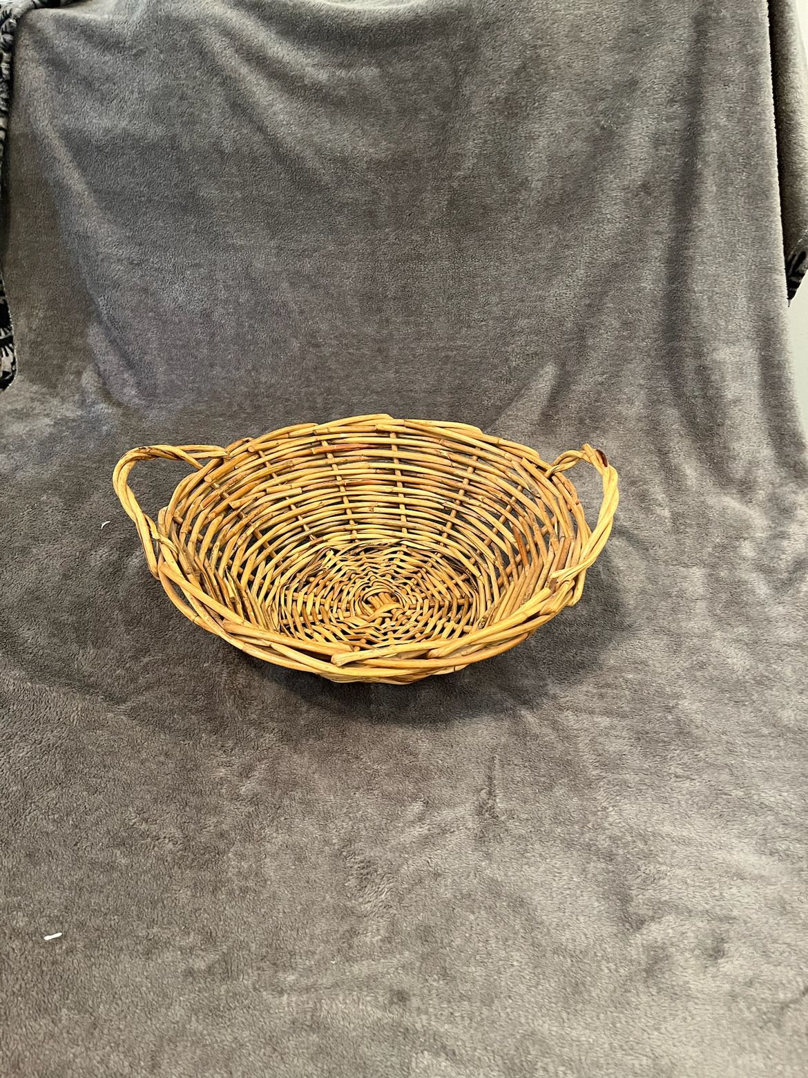 Wicker Basket/Bowl thumbnail