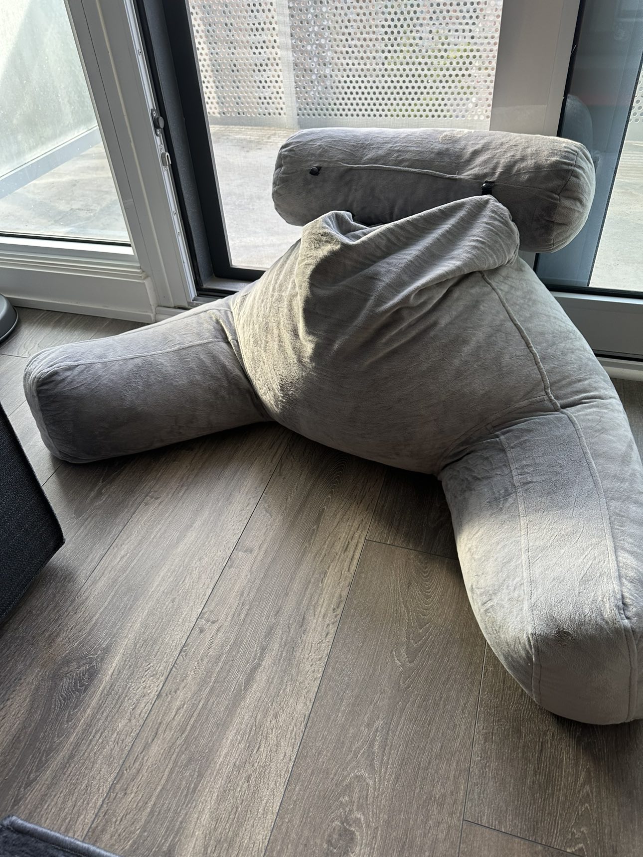 Foam Reading Pillow with Neck Support