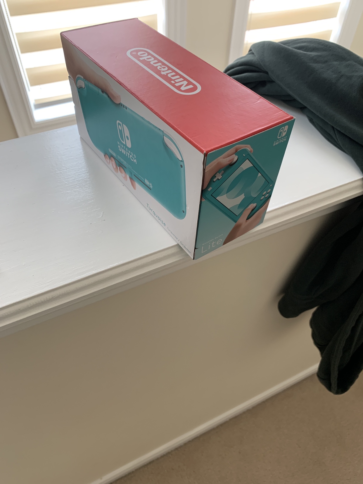 Brand New Nintendo Switch Lite Turquoise - photo 2