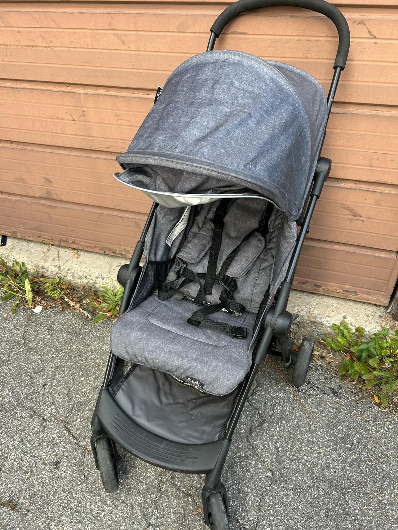 Baby stroller for sale thumbnail