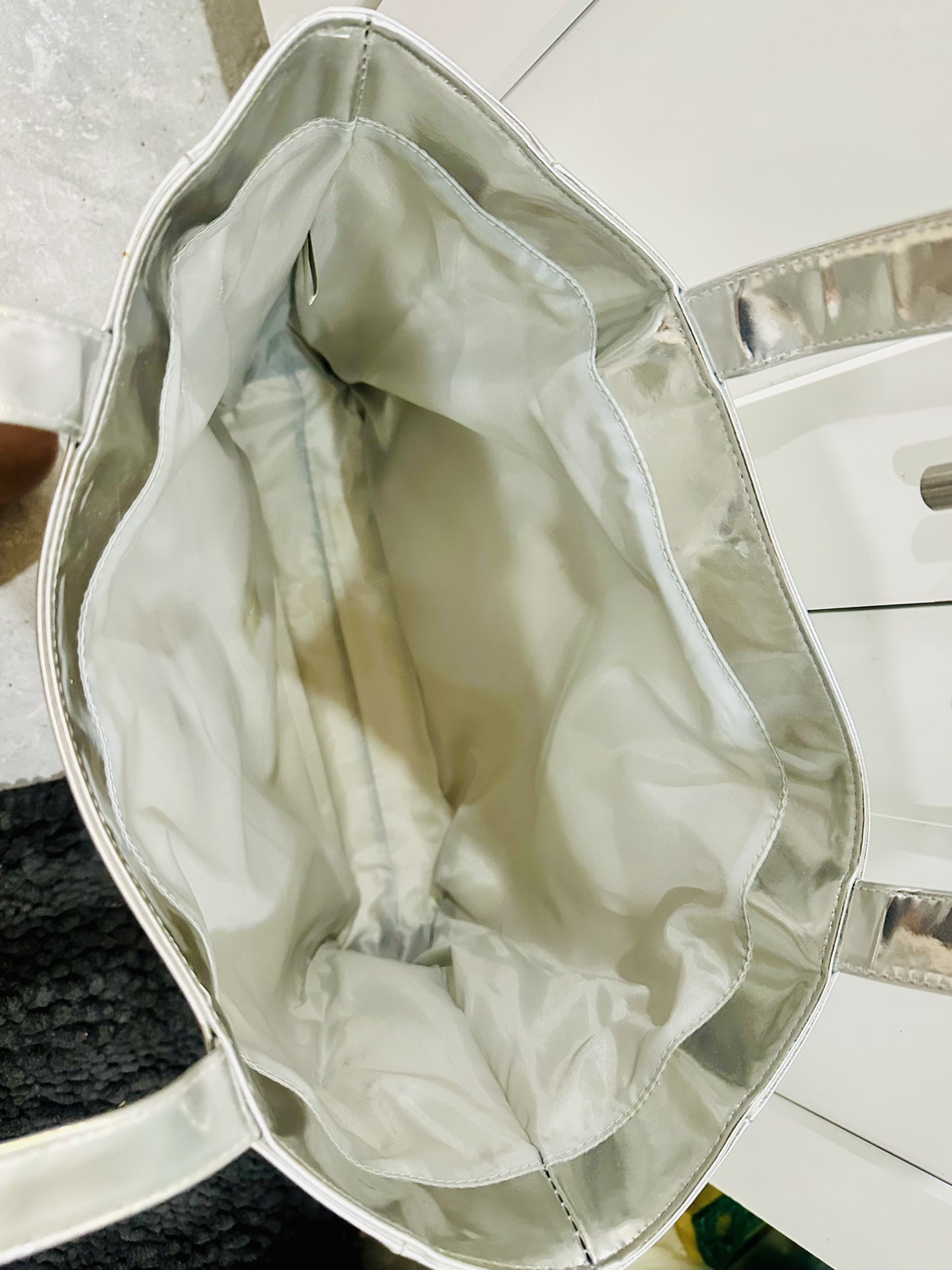 New Clinique silver Large tote bag - photo 3