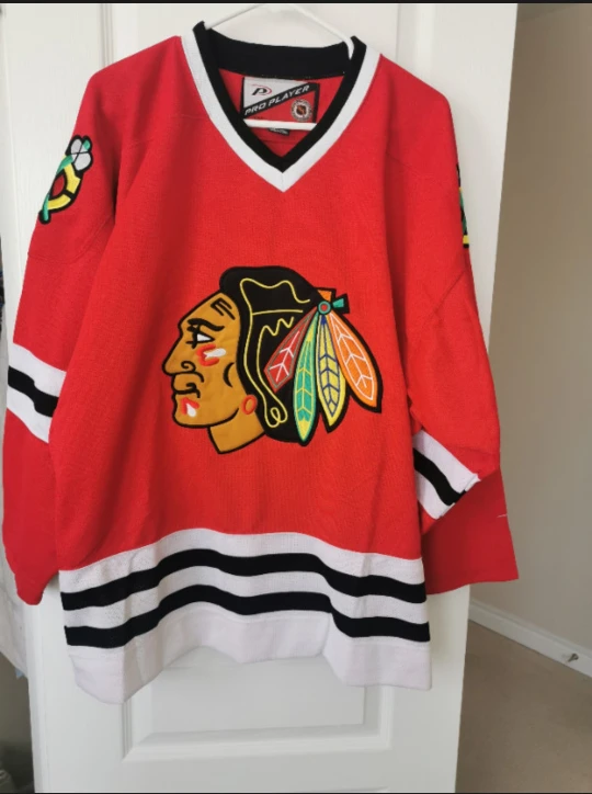 Chicargo Blackhwaks Jersey Size L Red