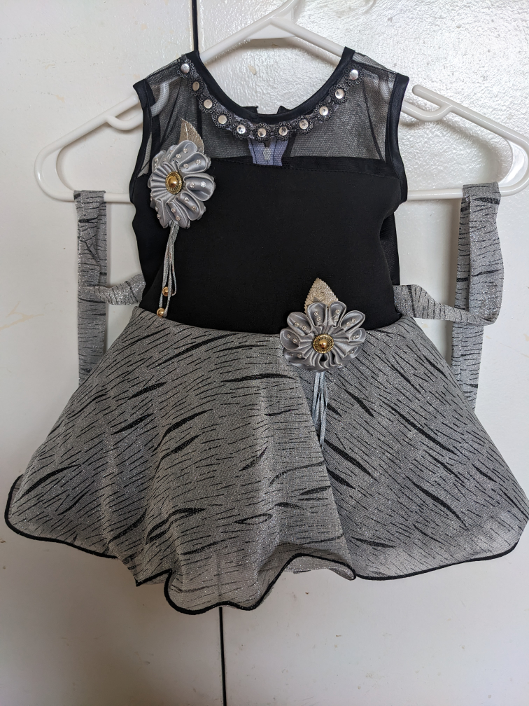 # freecycle Baby Girl dress thumbnail