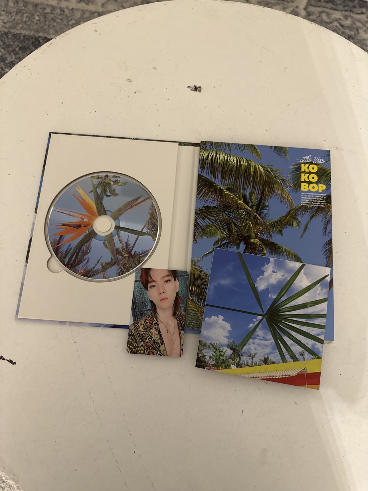 Kpop Album: EXO Ko Ko Bop image indicator(2)