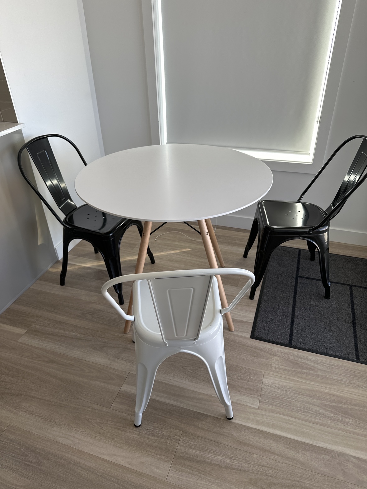 Kitchen Table & 3 Chairs