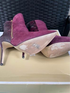 MK heel boots image indicator(3)