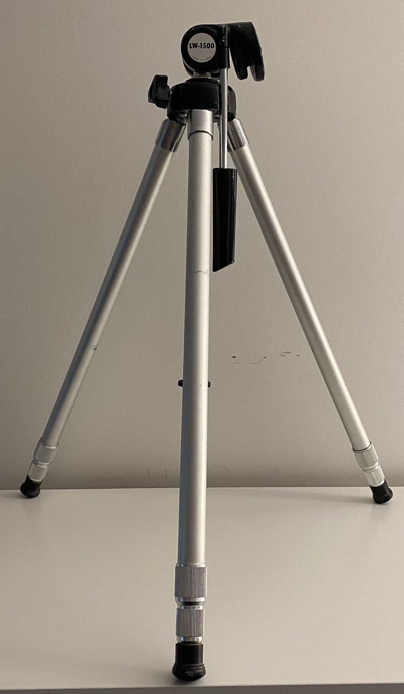 ARGUS Camera Tripod - Good Shape - photo 2