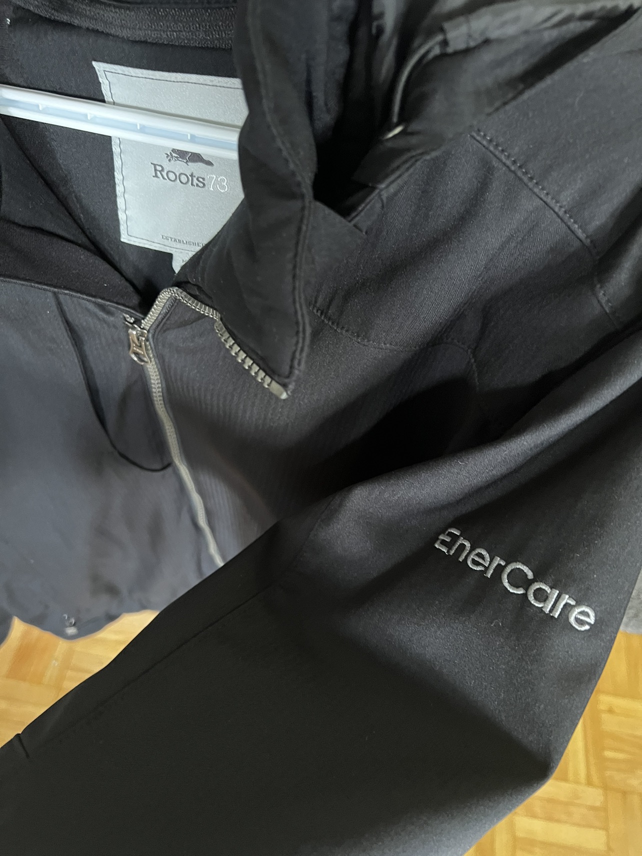 Roots Jacket (Men’s size M) - photo 3
