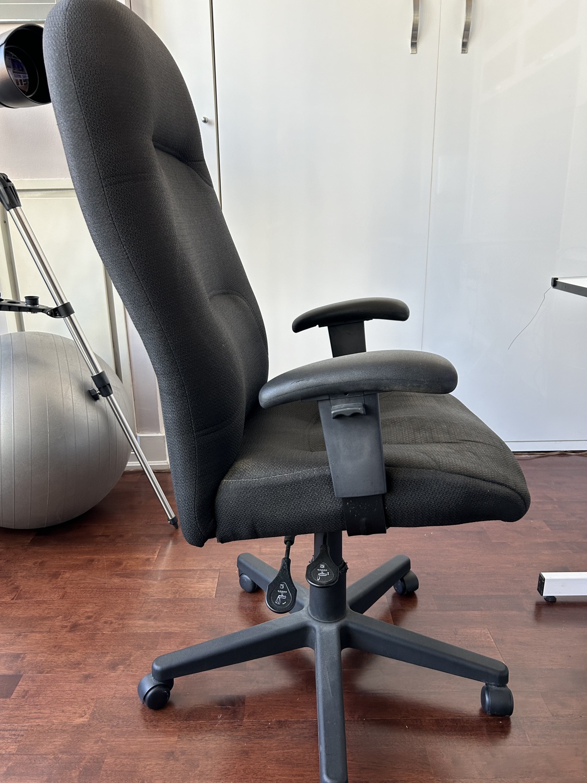Office desk chair